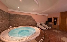 Garda Wellness Apartmanhaz